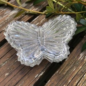 Glass butterfly jewelry box